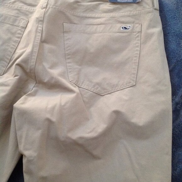 Vineyard Vines Men's 38x34 Tan Performance 5 Pocket Pants - New With Tags - Picture 4 of 7